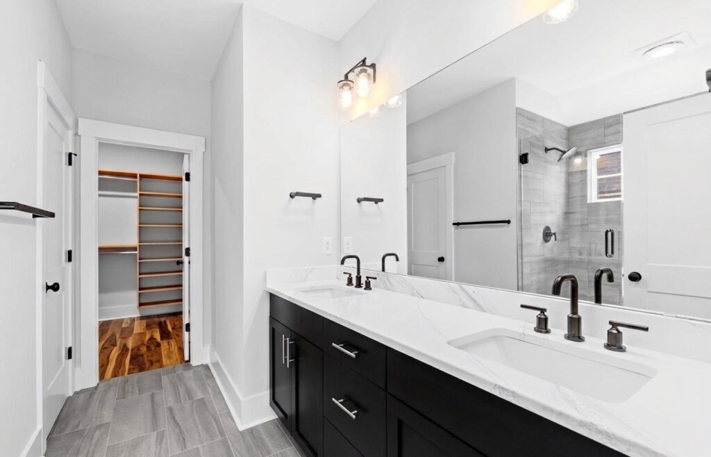 Black vanity with white quartz